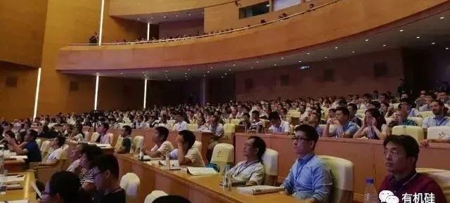 <a href='http://www.chidaodinuan.com/Products/zhonghaojianzhenqiu.html' class='keys' title='點擊查看關(guān)于硅膠制品的相關(guān)信息' target='_blank'>硅膠制品</a> 硅膠制品